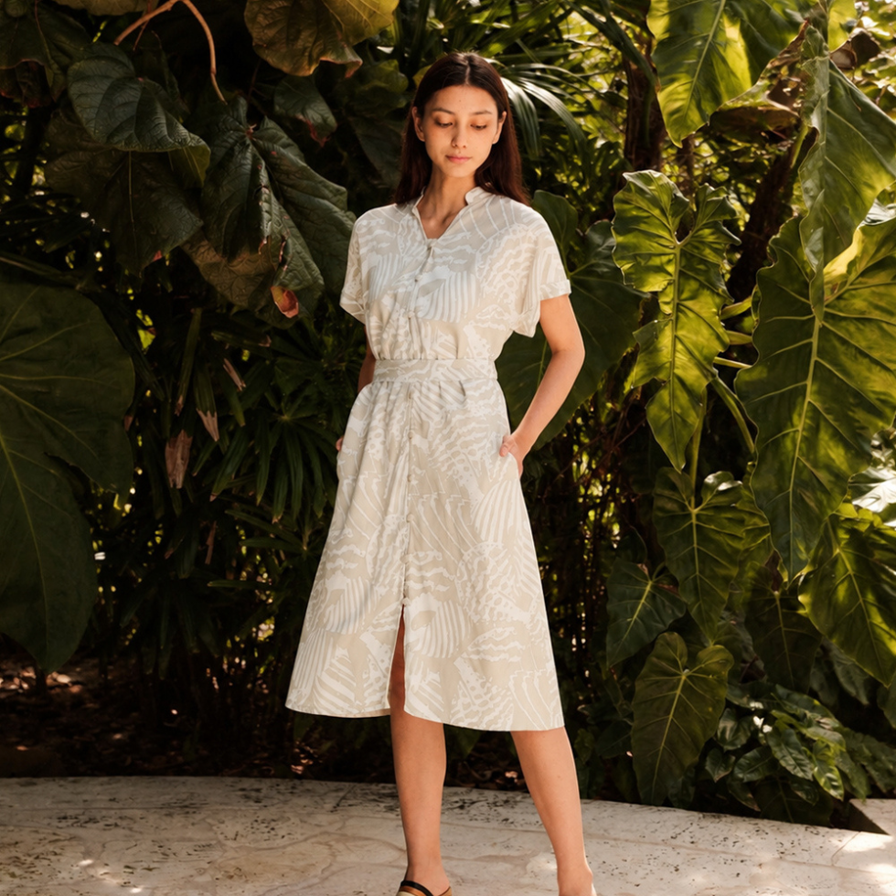 oh polly pink pearl dress Valley Heart-Shaped Embellished Mini in Size:20 USA Ashley Lauren 11961 material: leather Narrow split on reverse