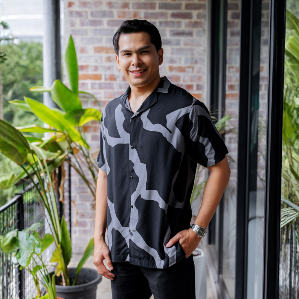 Men's Cuban Batik Shirt - Jet Chain