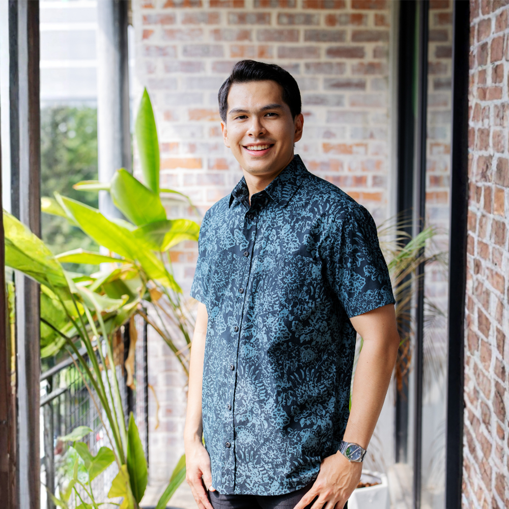 Men's Batik Shirt - Jet Rumpai