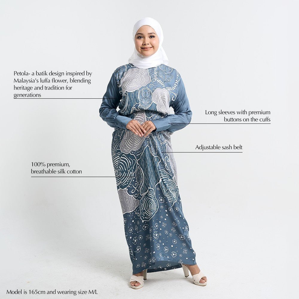 description photo of the batik craftan pareo