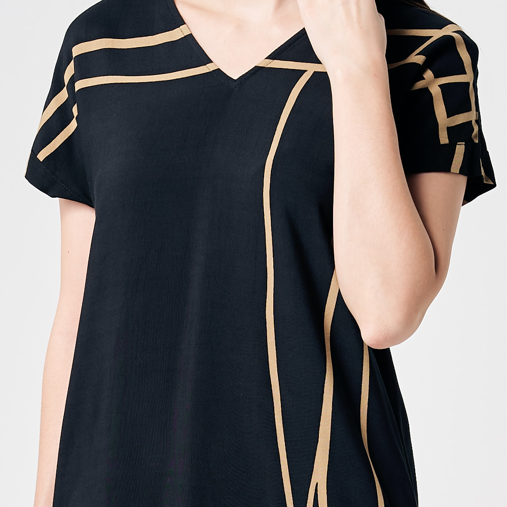 BatikDress_BlackEcru_4.png