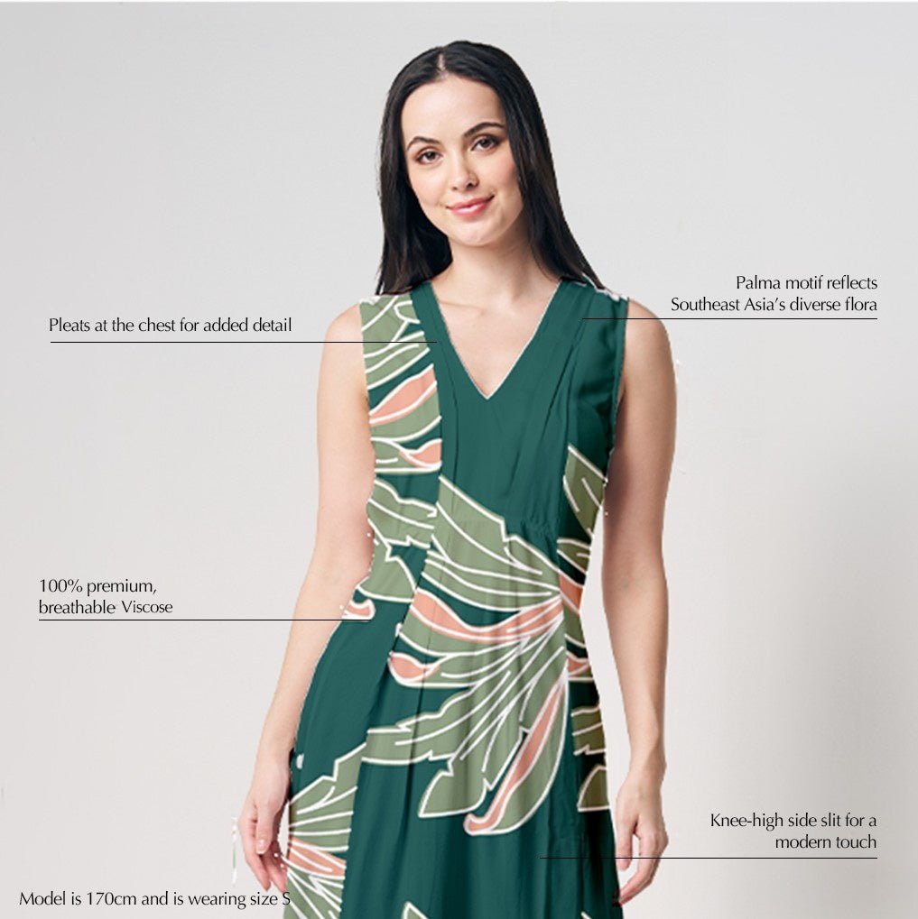 Description of the Batik Maxi dress in Jungle palmera 