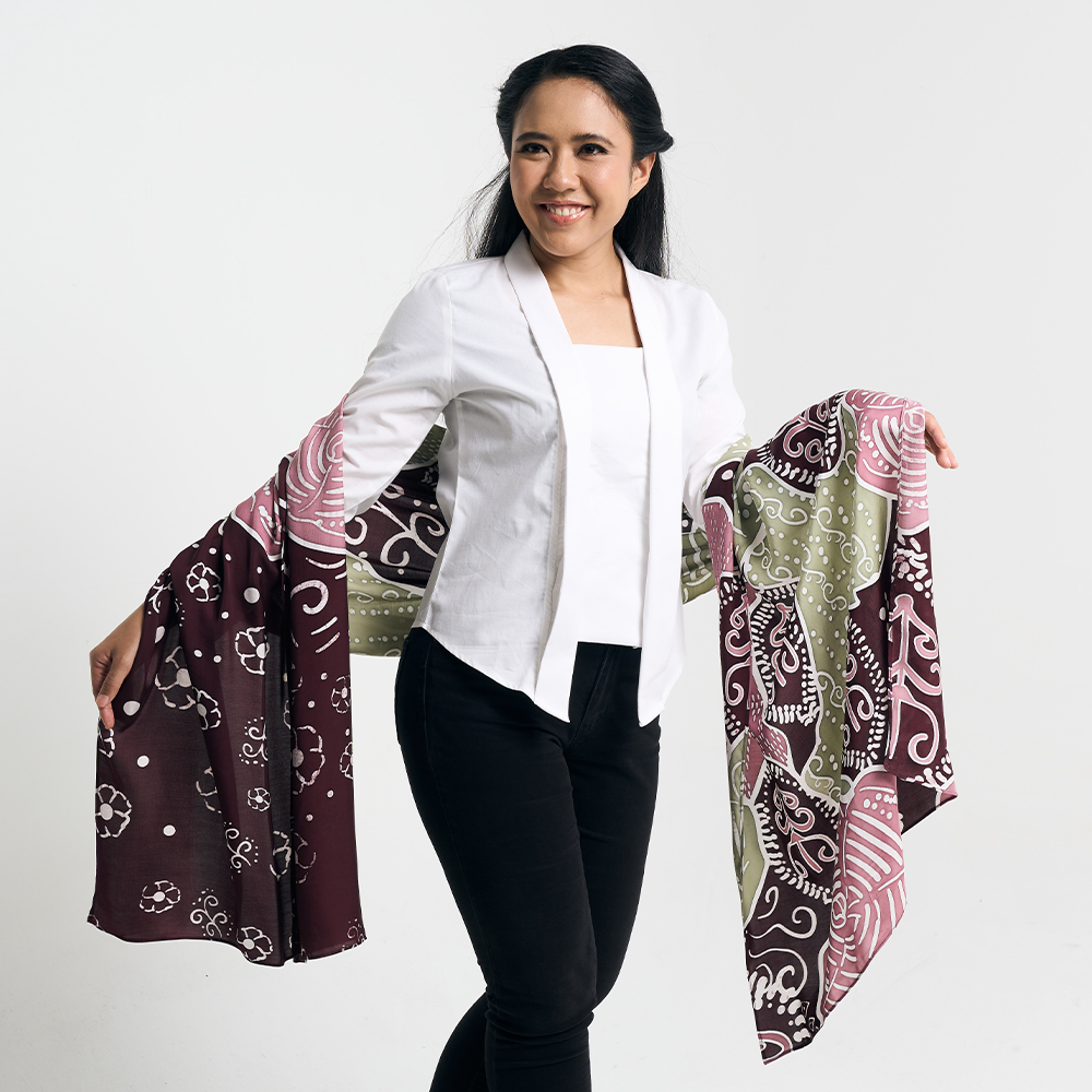 BatikScarf_MaroonPetola_3.png