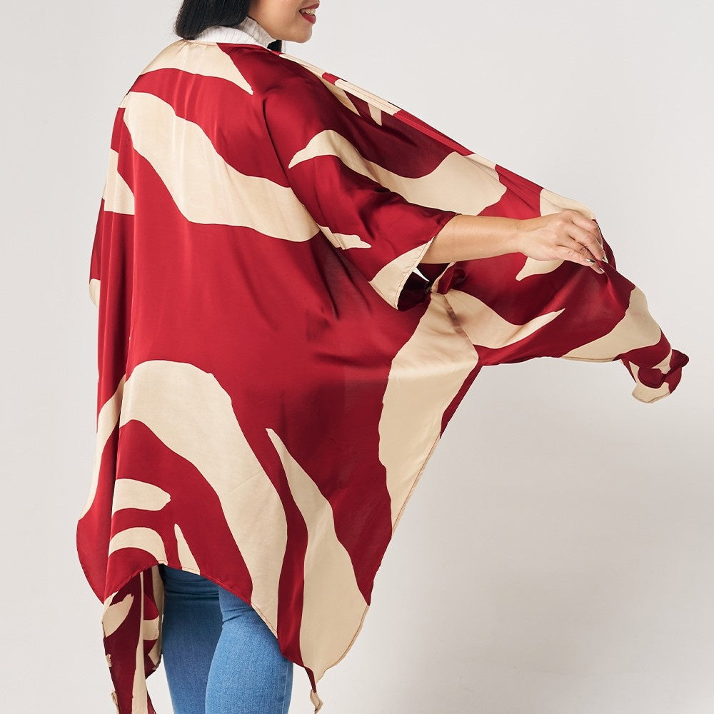 Lifetyle photo of Crimson rose kimono zoom