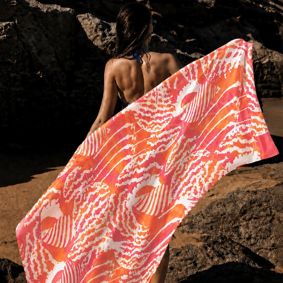 Batik_Scarf_Silk_Cotton_-_Senja_Tioman_Model.png