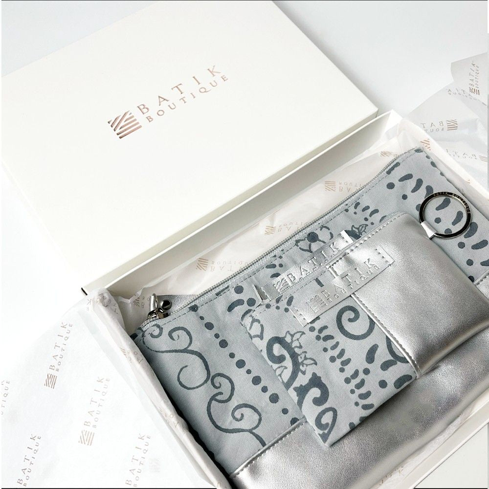 grey petola organizer set in the box 