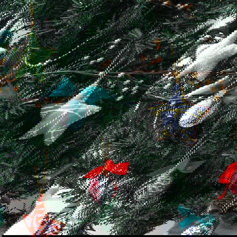 Heart Ornament (Reversible) - Grey Banana Leaf - Batik Boutique