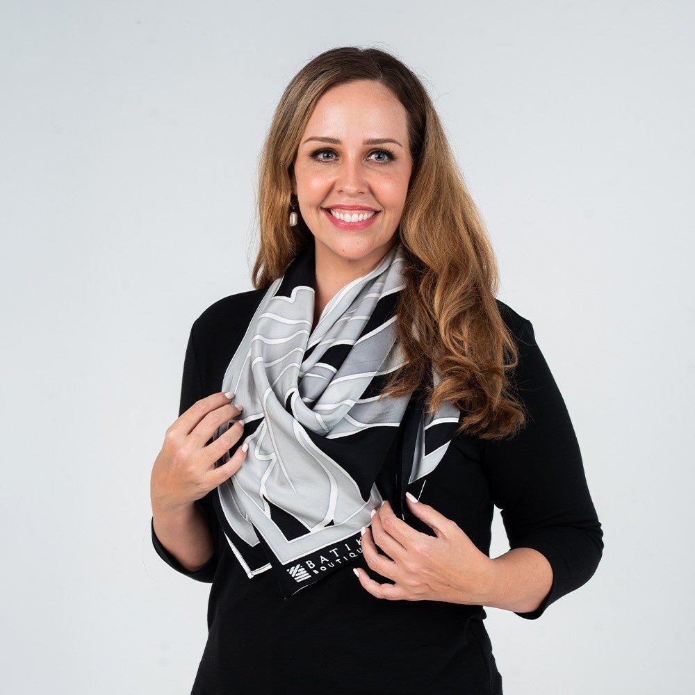 Batique boutique scarf in Starry palma 