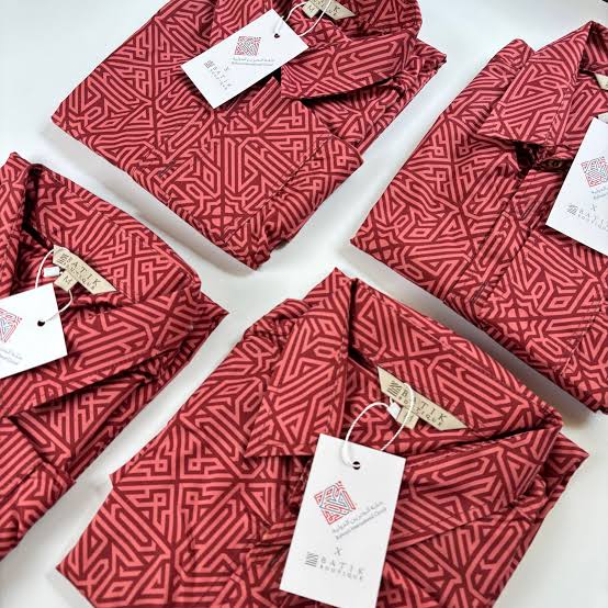 BIC x Batik Boutique F1 Batik-Inspired Shirt (PRE-ORDER: End of October delivery)