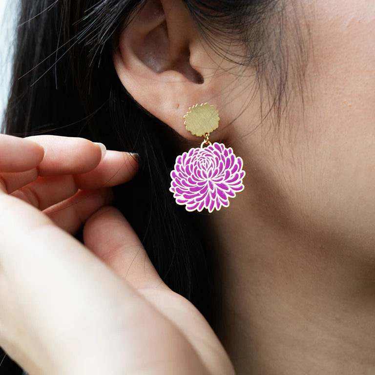 ras-briana-flower-earrings.webp